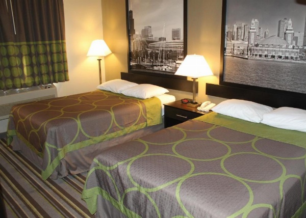 Super 8 by Wyndham Bridgeview/Chicago Area image 17